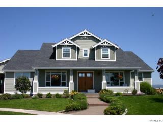 868 Corsair Dr, Independence, OR 97351-9435