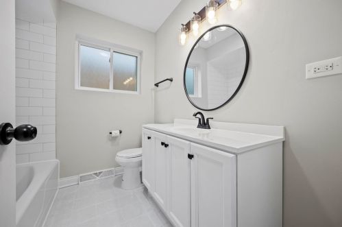 2335 92nd St, Chicago IL  60617-3841 exterior