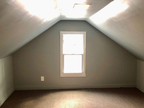 3241 Mona St, Meskegon MI 49444-2745 exterior