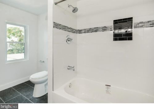 1320 Carlisle St, Philadelphia PA 19132-4018 exterior