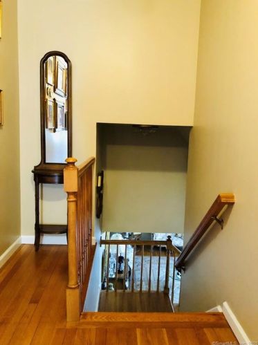 275 New Canaan Ave, Norwalk CT 06850-2620 exterior