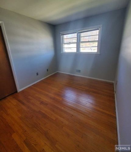 115 Cypress Rd, Dumont NJ  07628-1010 exterior