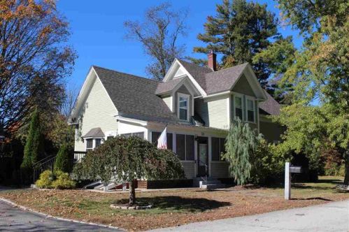 18 Donovan St, Concord, NH 03301-2613
