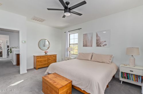 5310 Chisum Trl, Phoenix AZ  85083-6356 exterior