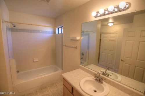 2567 Teocalli Ct, Tucson AZ  85745-8727 exterior