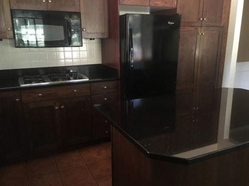 1470 Mohican Dr, Pittsburgh PA  15228-1614 exterior