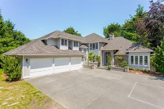 832 Lancaster Way, Redmond, WA 98075-7176