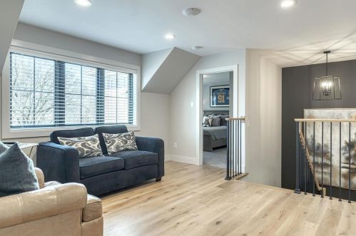 100 Ladue Meadows Ln, Saint Louis MO 63141-7503 exterior