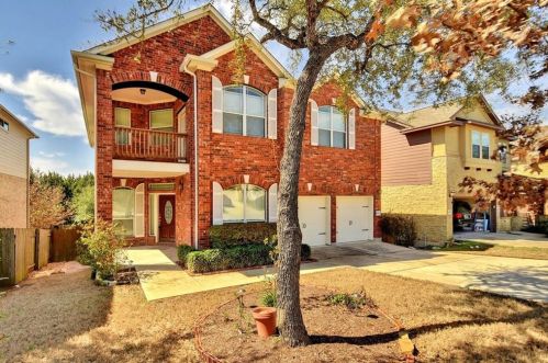 11213 Cherisse Dr, Austin TX  78739-2099 exterior