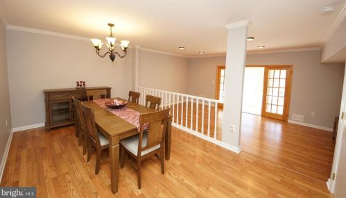 25 Jasmine Ct, Trenton NJ 08648-4808 exterior