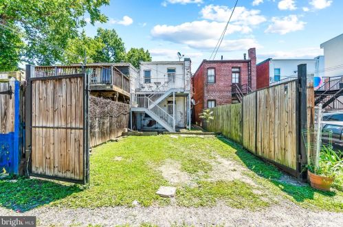 2014 10 St, Washington DC 20002-6214 exterior