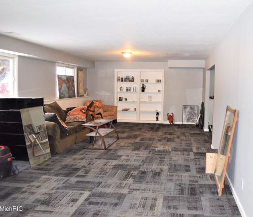 3105 Tillie Run, Cedar Springs MI 49319-9485 exterior