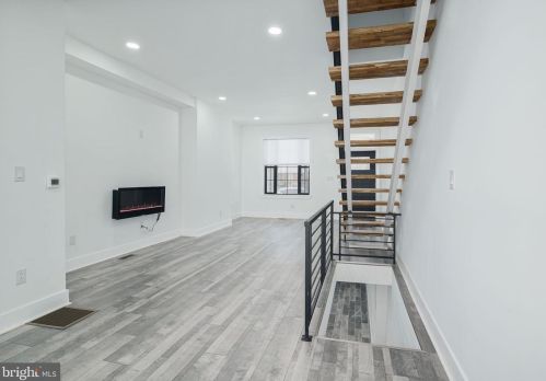 2238 17th St, Philadelphia PA  19132-4403 exterior