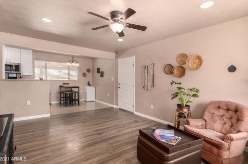 1723 Cinnabar Ave, Phoenix, AZ 85020-1914