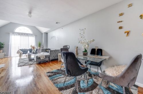 625 Hunterdon St, Newark NJ  07108 exterior