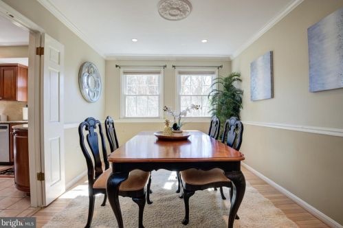 16616 Cutlass Dr, Rockville MD 20853-1332 exterior