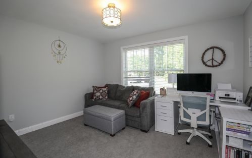 62 Hoit Rd, Concord NH  03301-1804 exterior