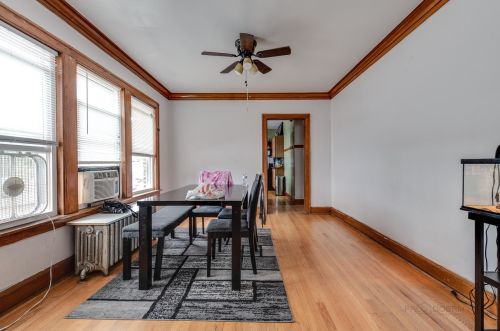 5117 Barry Ave, Chicago IL 60634-4966 exterior