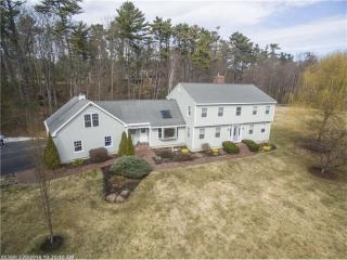 9 Landing Woods Ln, Portland, ME 04105-1948