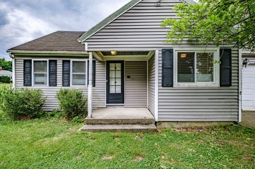 316 Ray St, Portland, ME 04103-3936