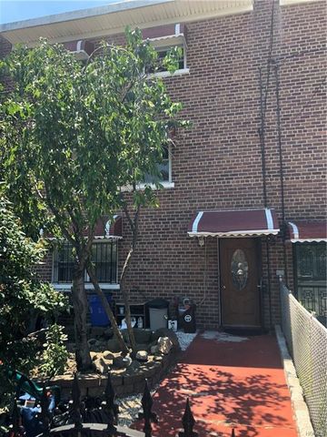 3683 Harper Ave, Bronx, NY 10466-5906
