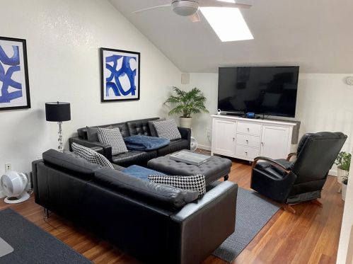 4323 Capistrano Dr, Dallas TX 75287-4001 exterior