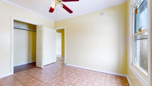 707 Mcalister Ave, Waukegan IL 60085-7452 exterior