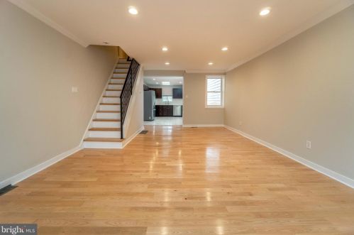 2104 Ellsworth St, Philadelphia PA  19146-2828 exterior