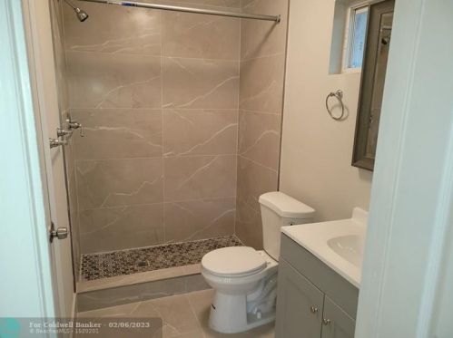 364 Airoso Blvd, Fort Pierce FL  34983-2029 exterior