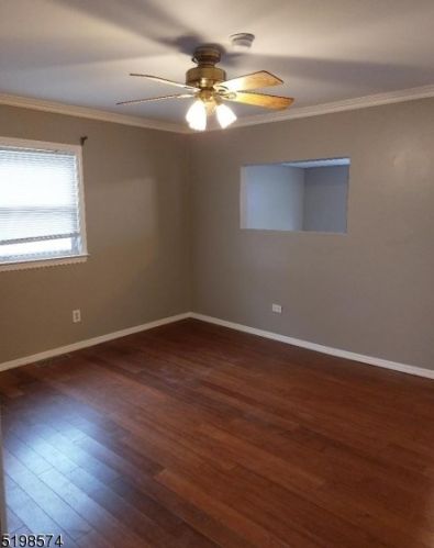 31 Bucknell Trl, Hopatcong NJ  07843-1760 exterior