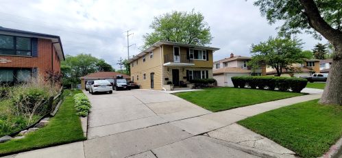 6565 73rd St, Milwaukee WI  53223-6121 exterior