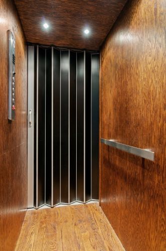 1010 George St, Chicago IL  60657-4312 exterior