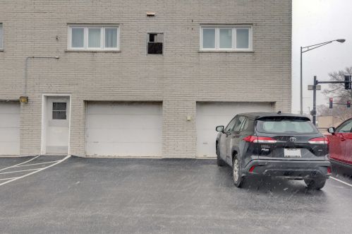 3150 99th St, Chicago IL  60805-3114 exterior