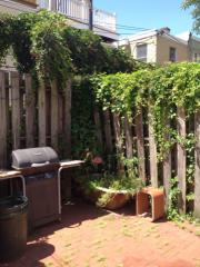 752 Taylor St, Philadelphia PA  19130-2512 exterior