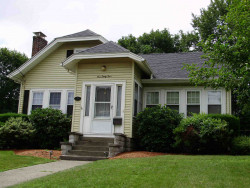 134 Crafts St, Newton, MA 02460-1411