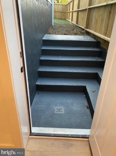 928 47th Pl, Washington DC  20019-3720 exterior