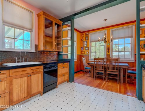 4241 Linden St, Tucson, AZ 85712-3120