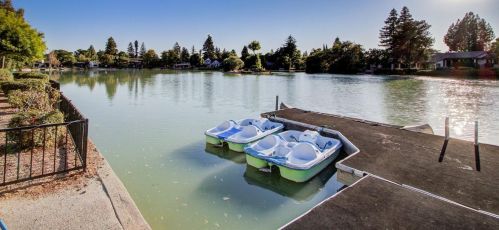 1419 Lk Blvd, Davis CA 95616-2635 exterior