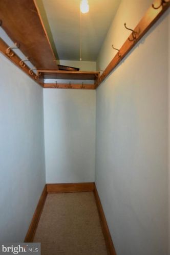 795 Abbottstown Pike, Hanover PA 17331-8235 exterior