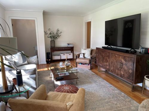 4515 Jolyn Pl, Atlanta GA  30342-2733 exterior