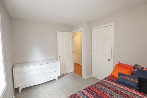 7 Whittaker Cir, Concord NH 03303-1589 exterior