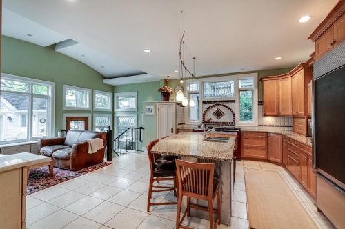 746 Gorham St, Madison WI 53703-1521 exterior