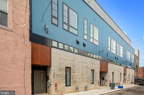 1740 Howard St, Philadelphia PA 19122-3210 exterior