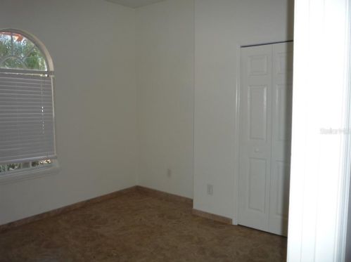 4039 Golfside Dr, Orlando FL 32808-3005 exterior