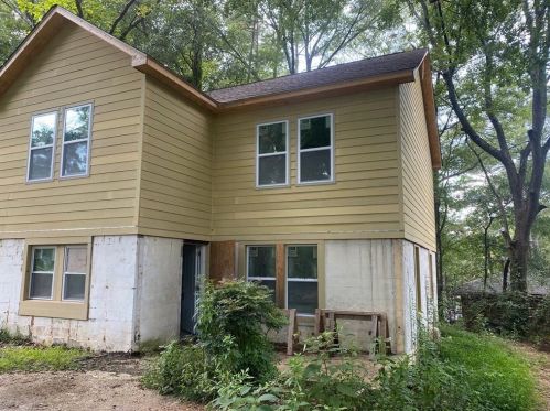 680 Albert St, Atlanta, GA 30318-6114