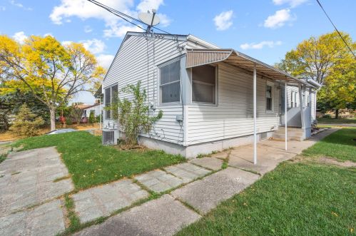 9401 Auer Ave, Milwaukee WI exterior