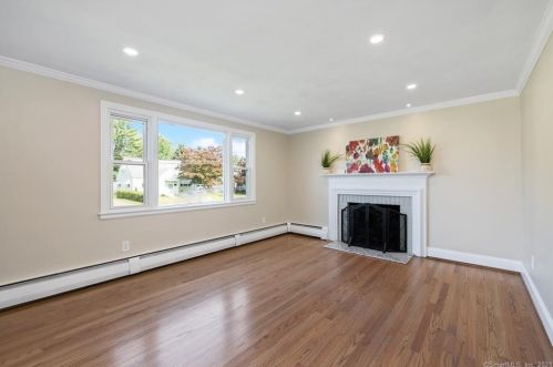 112 East St, New Britain CT  06051-3645 exterior