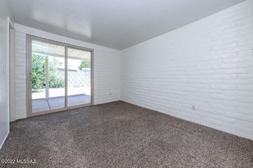 7025 Mary Dr, Tucson AZ  85730-1714 exterior