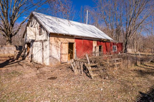 524 Forrest St, Wayland MI 49348-1198 exterior