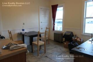 45 Euston St, Brookline MA  02446-4044 exterior
